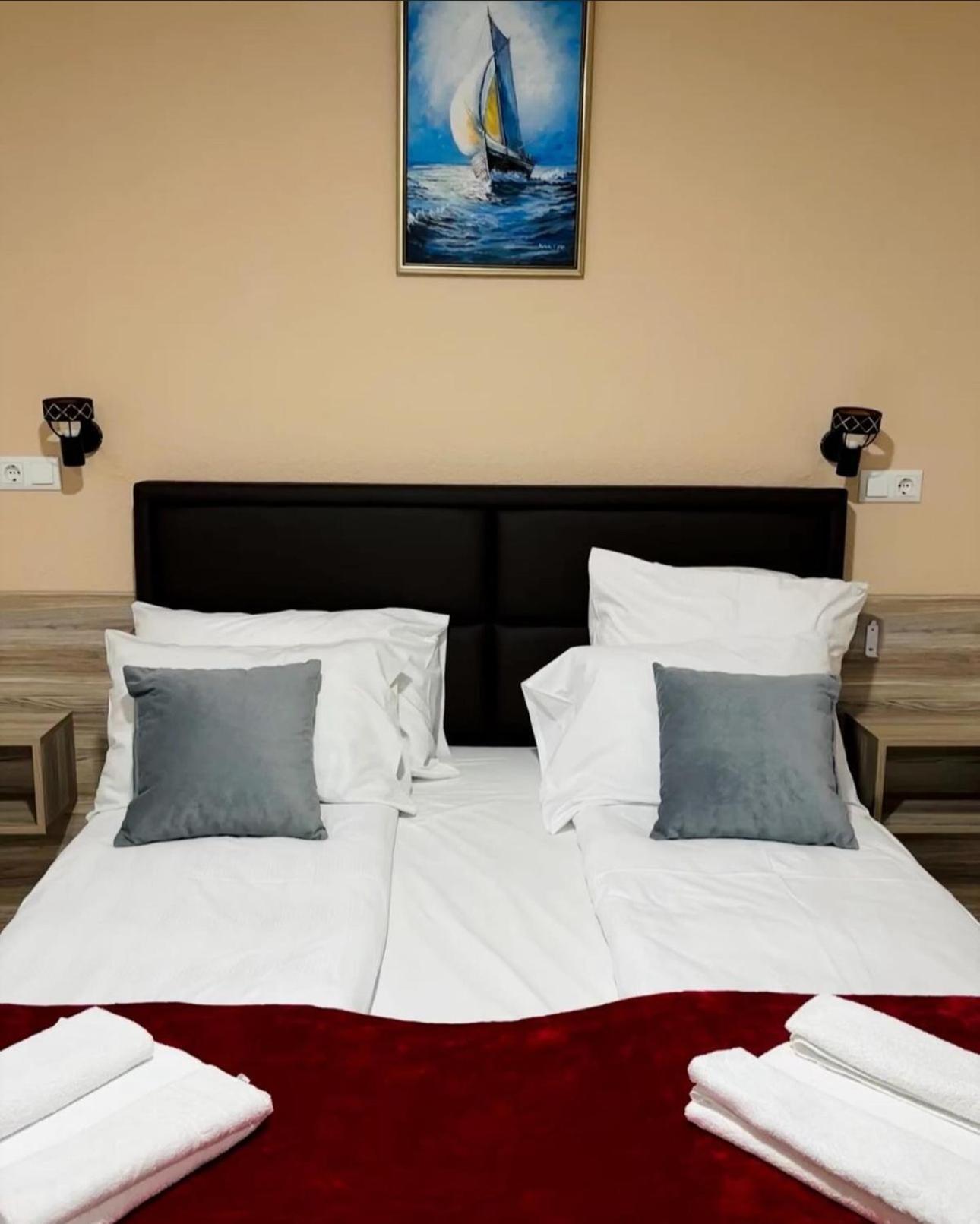 Hotel Casablanca Gorazde Екстериор снимка